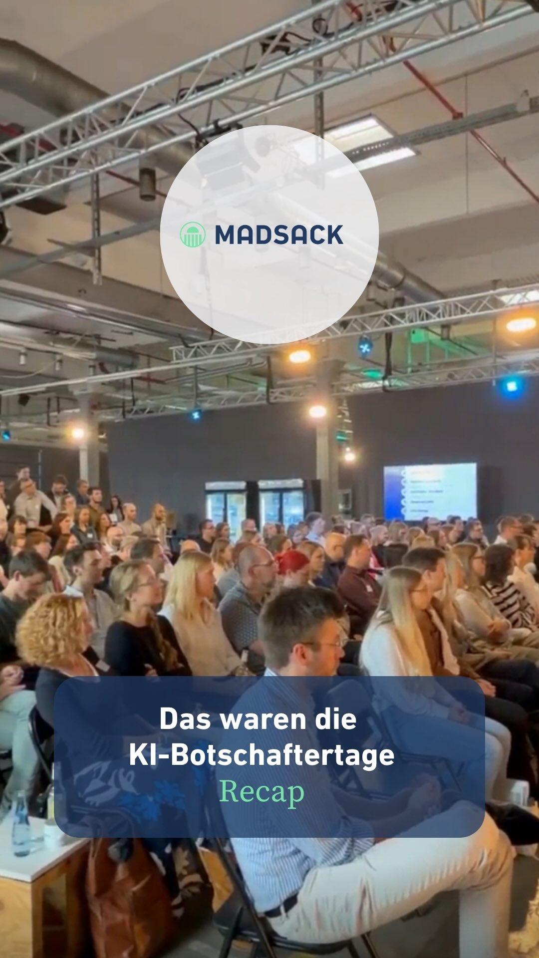 Das waren unsere KI-Botschaftertage 2026 🎥
&nbsp;
Bei unseren KI-Botschaftertagen kamen 190 Kolleginnen und Kollegen aus unterschiedlichen MADSACK Standorten zusammen, um gemeinsam zu lernen, zu diskutieren und sich spannenden Challenges zu widmen.
Zwei Tage ganz im Zeichen der K&uuml;nstlichen Intelligenz. 🤖
&nbsp;
Danke an alle, die mitgedacht, mitdiskutiert und mitgemacht haben &ndash; und nat&uuml;rlich an unser Orga-Team!
&nbsp;
Wer war dabei und m&ouml;chte sein Lieblingsmoment in den Kommentaren teilen?&nbsp;
&nbsp;
#MADSACK #KIBotschafter #DeineStoryBeginntHier #K&uuml;nstlicheIntelligenz